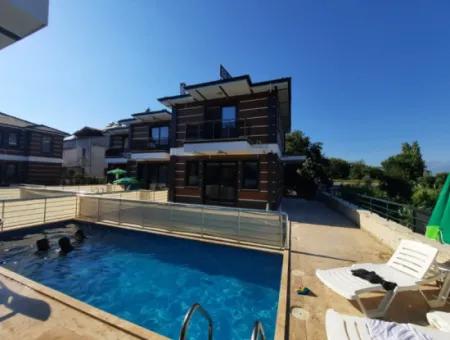 Maisonette Mit Freistehendem Swimmingpool Im Muğla Dalyan-Komplex Zu Verkaufen