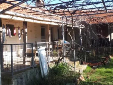 Dorfhaus Zum Verkauf Auf 545 M2 Zoniertem Grundstück In Denizli Kızılağaç