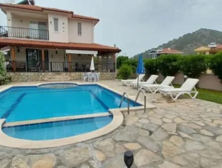 3 1 Villa Mit Pool Auf 580 M2 Freistehendem Grundstück In Dalyan, Muğla