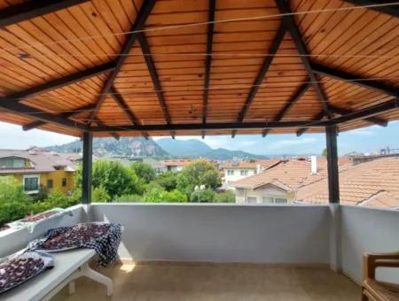 Möblierte 1 1 Penthouse-Wohnung Zu Vermieten Im Zentrum Von Dalyan, Mugla