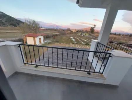 250 M2, 3 In 1 Möblierte Villa Auf 5 000M2 Land In Dalyan Langzeitmiete