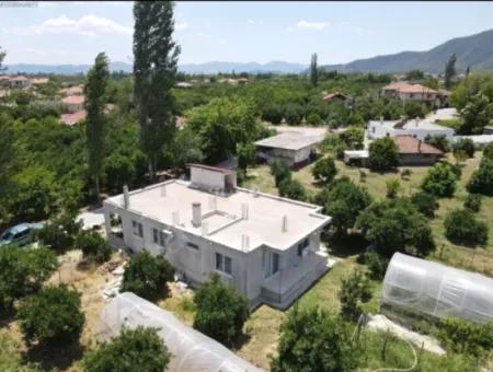 Dorfhaus Und Gewächshaus Zum Verkauf Auf 1200 M2 Land In Köyceğiz Zaferlar