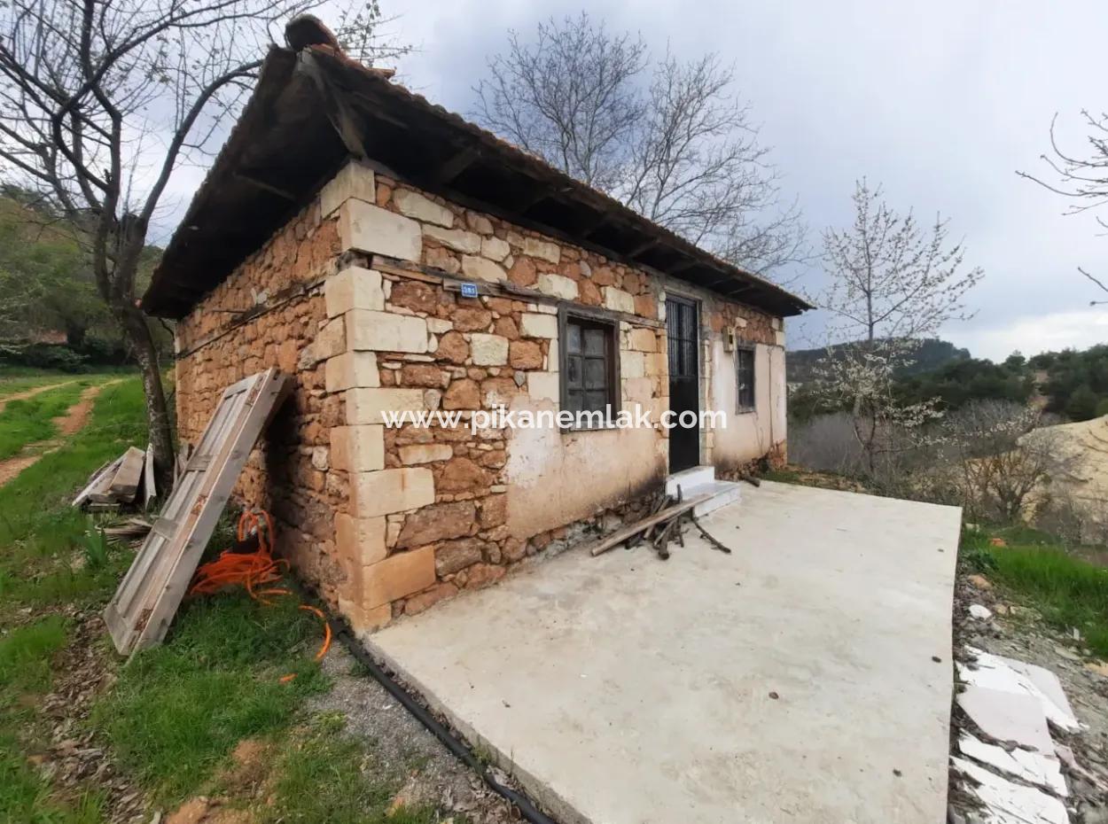 Stone Village House And 1042 M2 Detached Land For Sale On A 504 M2 Plot In Çameli, Cevizli