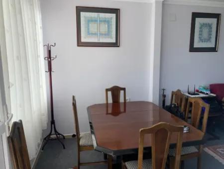 1 Villa With 1 Apartment For Sale In Köyceğiz Ulucami