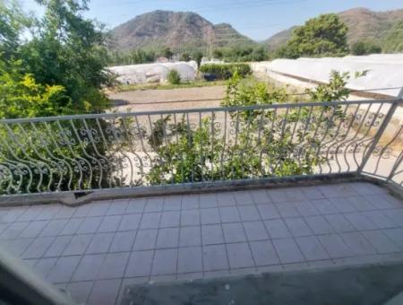 Unfurnished 3 1, 140 M2 Middle Floor Apartment For Rent In Ortaca Kemaliye