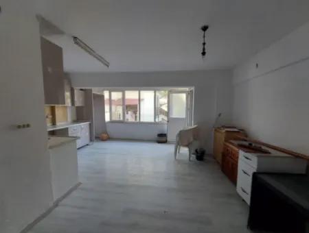 Unfurnished 2 1, 80M2 Apartment For Rent In The Center Of Ortaca Dalyan