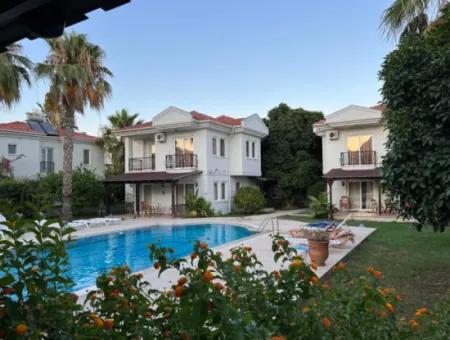 Villa For Sale In Dalyan400M2 Plot