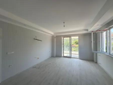 Ortaca Çaylı Mahallesinde Satılık 2+1 90M2 Ara Kat Daire