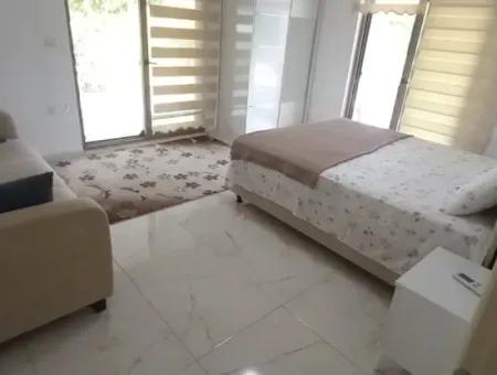 Köyceğiz Köyceğiz Köyünde 4+2 Yüzme Havuzlu Eşyalı Müstakil 2 Daire Kiralık