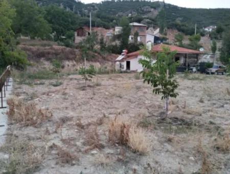 Çameli Belevinde 1 700 M2 Arazide 2+1 Müstakil Kelepir Yeni Ev Satılık.